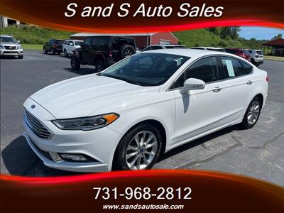 2017 Ford Fusion SE   - Photo 1 - Lexington, TN 38351