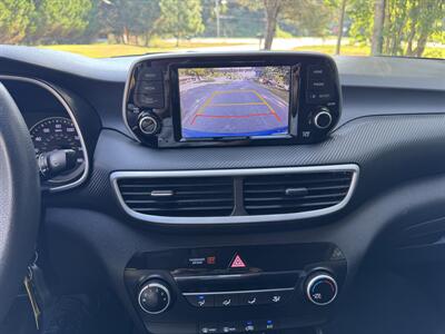 2019 Hyundai TUCSON SE - Photo 14 - Loganville, GA 30052
