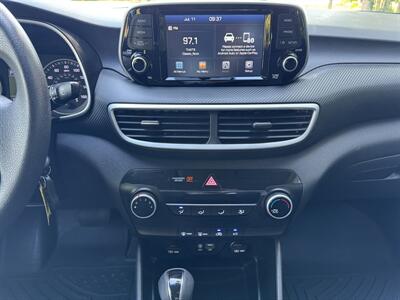 2019 Hyundai TUCSON SE - Photo 15 - Loganville, GA 30052