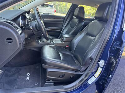 2016 Chrysler 300 Limited   - Photo 7 - Loganville, GA 30052
