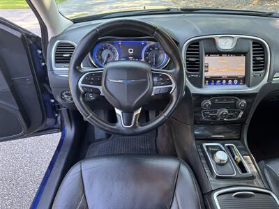 2016 Chrysler 300 Limited   - Photo 11 - Loganville, GA 30052
