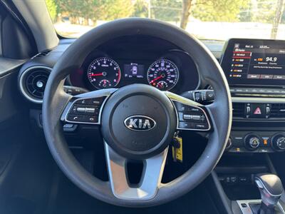 2020 Kia Forte LXS   - Photo 11 - Loganville, GA 30052