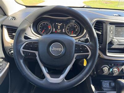 2018 Jeep Cherokee Latitude   - Photo 10 - Loganville, GA 30052