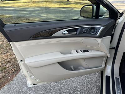 2018 Lincoln MKZ Reserve   - Photo 8 - Loganville, GA 30052