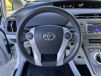 2015 Toyota Prius Two   - Photo 9 - Loganville, GA 30052