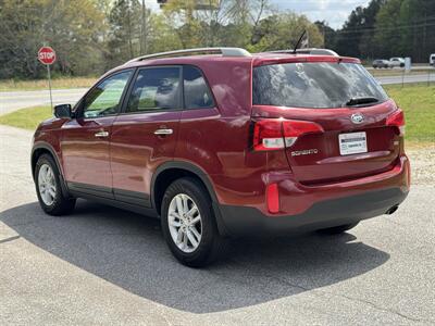 2015 Kia Sorento LX   - Photo 4 - Loganville, GA 30052