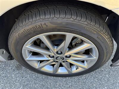 2015 Toyota Prius v Five   - Photo 20 - Loganville, GA 30052