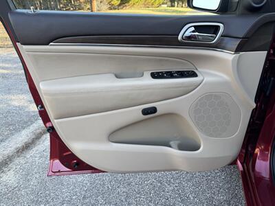 2014 Jeep Grand Cherokee Overland   - Photo 8 - Loganville, GA 30052