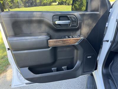 2019 Chevrolet Silverado 1500 High Country   - Photo 8 - Loganville, GA 30052