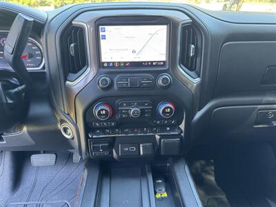 2019 Chevrolet Silverado 1500 High Country   - Photo 13 - Loganville, GA 30052