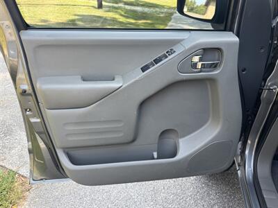 2019 Nissan Frontier SV   - Photo 8 - Loganville, GA 30052