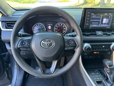 2022 Toyota RAV4 XLE - Photo 10 - Loganville, GA 30052