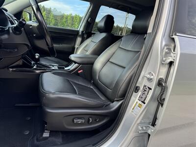 2014 Kia Sorento SX   - Photo 10 - Loganville, GA 30052
