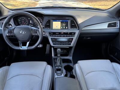 2017 Hyundai SONATA Limited 2.0T   - Photo 13 - Loganville, GA 30052