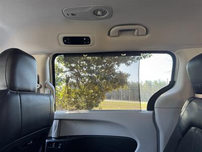 2021 Chrysler Pacifica Touring L   - Photo 18 - Loganville, GA 30052