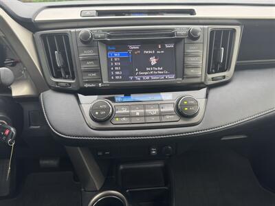 2015 Toyota RAV4 XLE - Photo 13 - Loganville, GA 30052