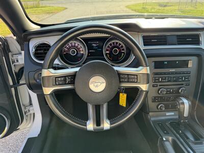 2013 Ford Mustang V6   - Photo 10 - Loganville, GA 30052