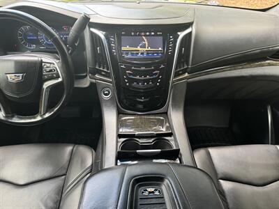 2019 Cadillac Escalade ESV Platinum   - Photo 12 - Loganville, GA 30052