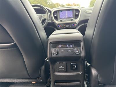 2018 GMC Acadia SLT-1   - Photo 17 - Loganville, GA 30052