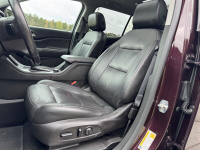 2018 GMC Acadia SLT-1   - Photo 9 - Loganville, GA 30052