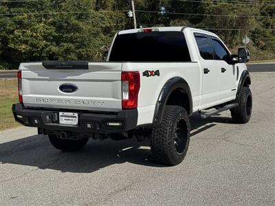 2017 Ford F-250 Super Duty XLT   - Photo 4 - Loganville, GA 30052