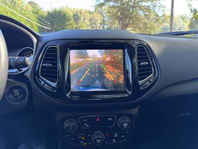 2018 Jeep Compass Limited   - Photo 12 - Loganville, GA 30052