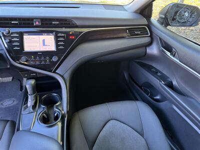2020 Toyota Camry LE   - Photo 16 - Loganville, GA 30052