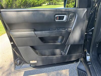 2015 Honda Pilot Touring   - Photo 8 - Loganville, GA 30052