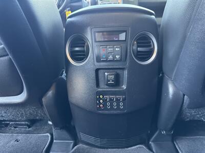 2015 Honda Pilot Touring   - Photo 16 - Loganville, GA 30052