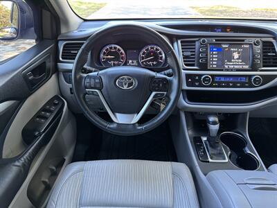 2016 Toyota Highlander LE Plus   - Photo 11 - Loganville, GA 30052