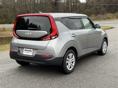 2022 Kia Soul LX   - Photo 6 - Loganville, GA 30052
