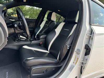 2016 Dodge Charger SXT   - Photo 9 - Loganville, GA 30052