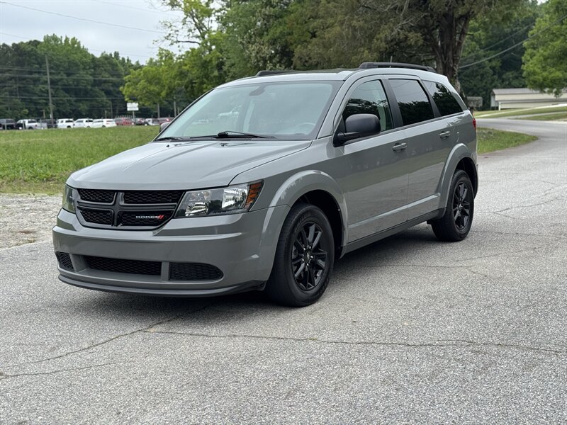 2020 Dodge Journey SE Value   - Photo 1 - Loganville, GA 30052