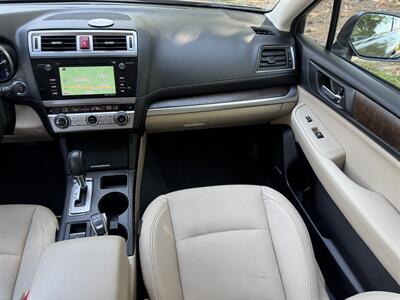 2017 Subaru Outback 3.6R Limited   - Photo 16 - Loganville, GA 30052