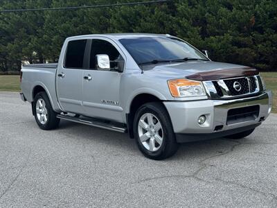 2015 Nissan Titan SL - Photo 3 - Loganville, GA 30052