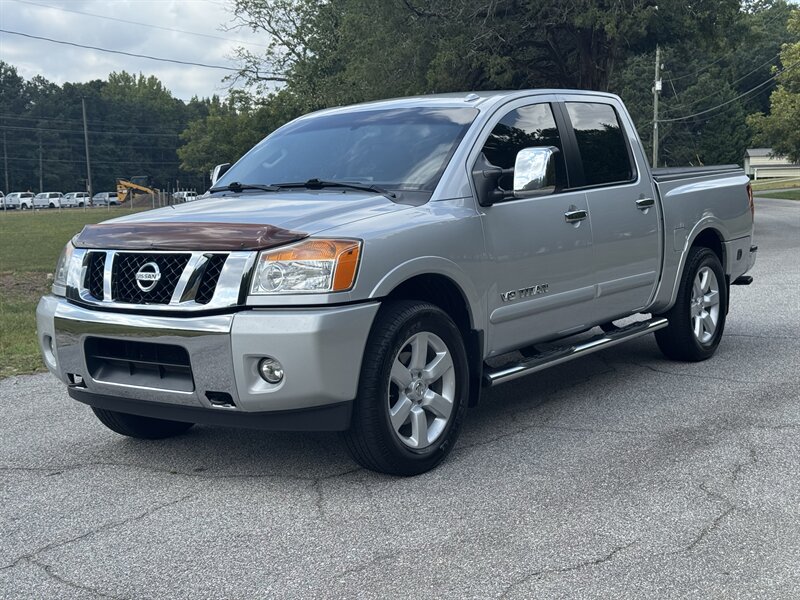 2015 Nissan Titan SL  
