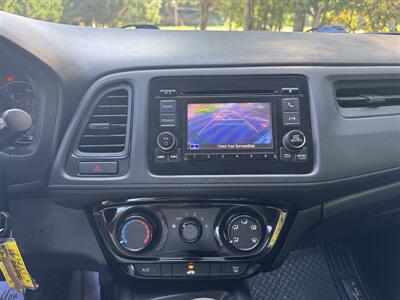 2016 Honda HR-V LX - Photo 12 - Loganville, GA 30052