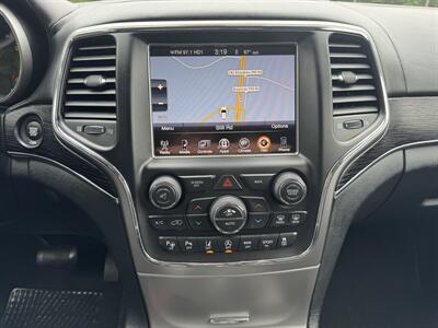 2017 Jeep Grand Cherokee Summit   - Photo 13 - Loganville, GA 30052