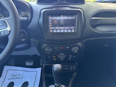 2020 Jeep Renegade Latitude - Photo 17 - Loganville, GA 30052
