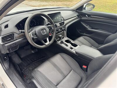 2018 Honda Accord EX   - Photo 8 - Loganville, GA 30052