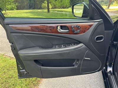 2015 Hyundai Equus Ultimate   - Photo 8 - Loganville, GA 30052