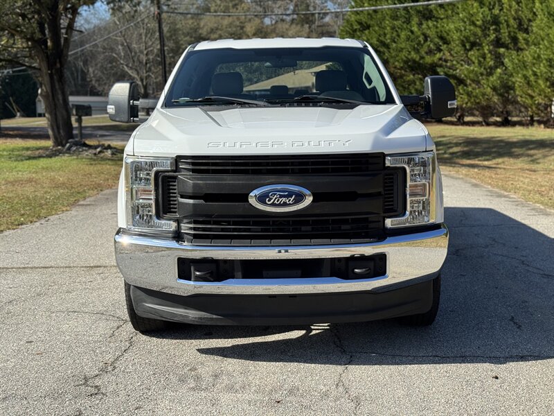2017 Ford F-350 XL photo 2