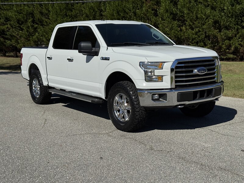 2017 Ford F-150 XLT   - Photo 1 - Loganville, GA 30052