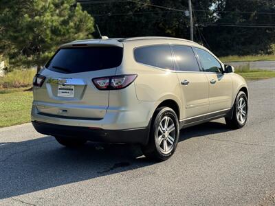 2017 Chevrolet Traverse LT   - Photo 6 - Loganville, GA 30052