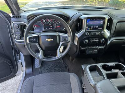 2020 Chevrolet Silverado 1500 LT   - Photo 12 - Loganville, GA 30052