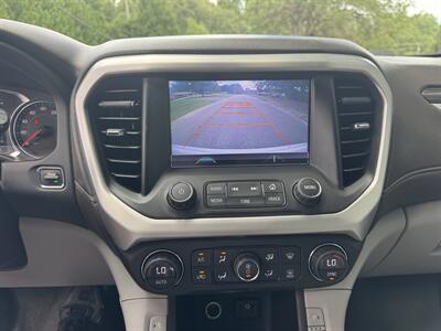 2017 GMC Acadia SLT-1   - Photo 13 - Loganville, GA 30052