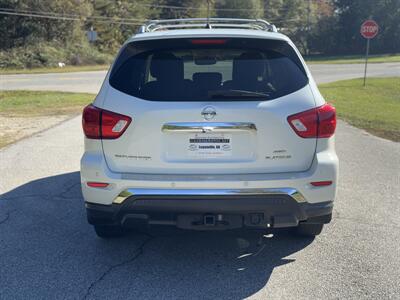 2017 Nissan Pathfinder Platinum   - Photo 5 - Loganville, GA 30052