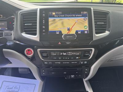 2018 Honda Pilot Elite   - Photo 14 - Loganville, GA 30052