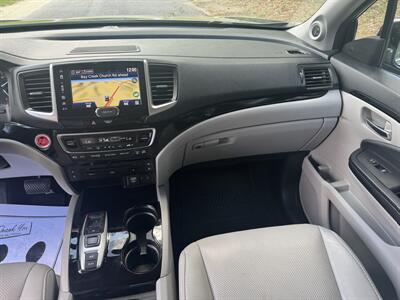 2018 Honda Pilot Elite   - Photo 17 - Loganville, GA 30052