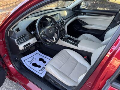 2018 Honda Accord Touring   - Photo 7 - Loganville, GA 30052
